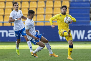 Soi kèo Tenerife vs CD Eldense ngày 20/02/2024 tại www.shayaritext.com